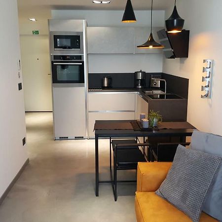 Apartman Vip, With Free Garage Parking Пула Екстериор снимка
