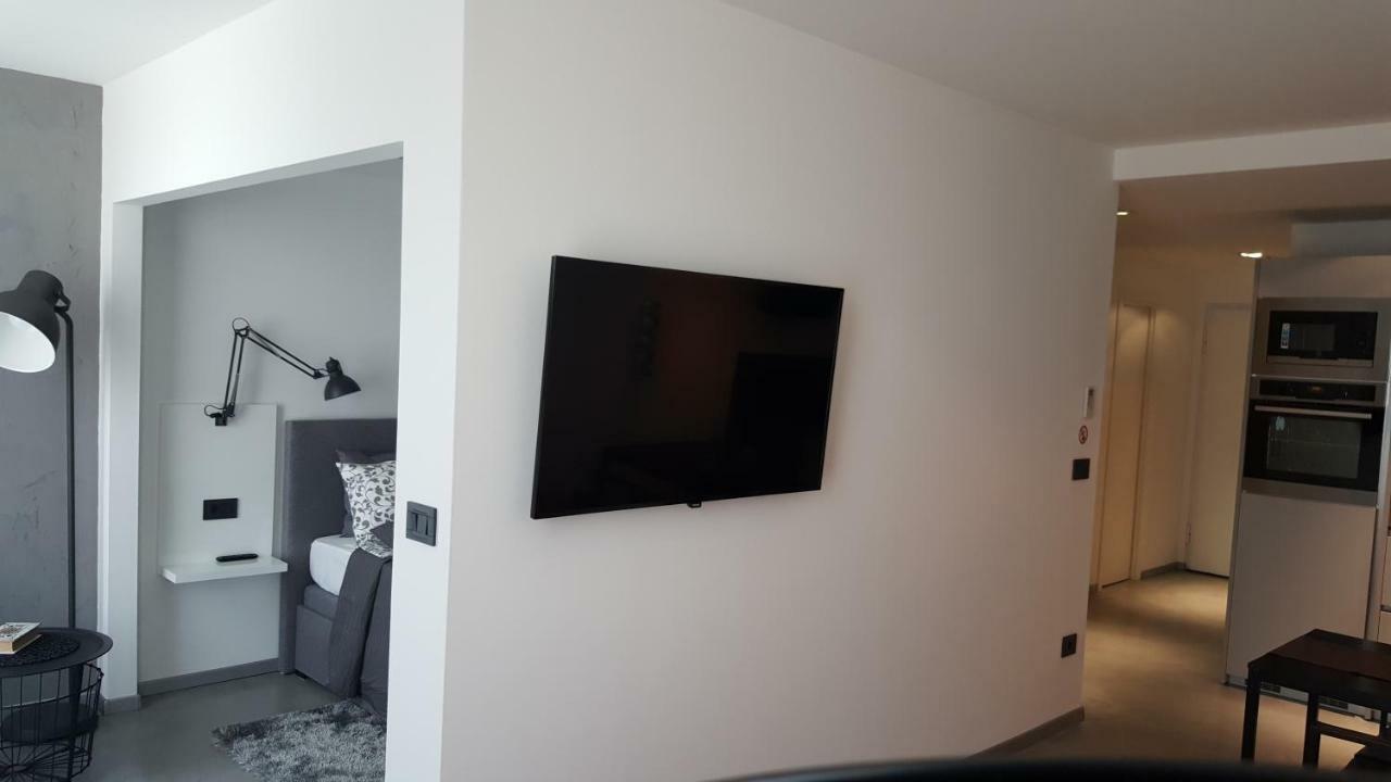 Apartman Vip, With Free Garage Parking Пула Екстериор снимка
