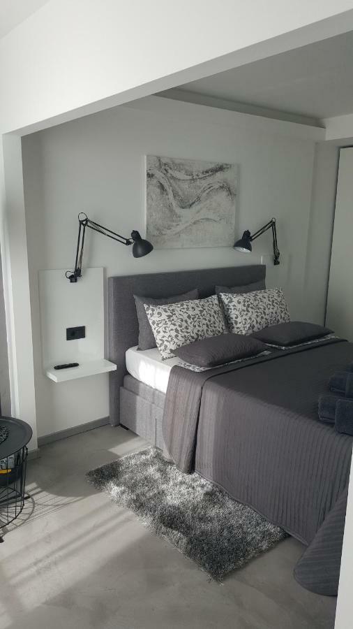 Apartman Vip, With Free Garage Parking Пула Екстериор снимка