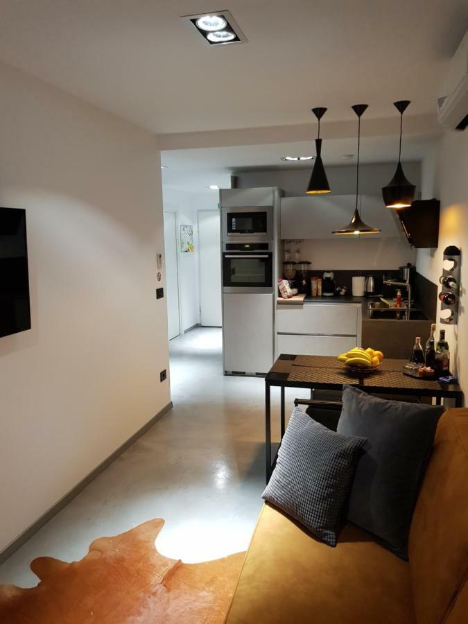 Apartman Vip, With Free Garage Parking Пула Екстериор снимка